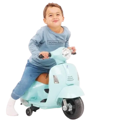 הוספה הראשונה שלי קטנוע ממונע צבע ירוק