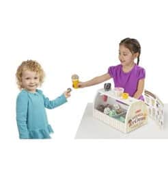 דוכן גלידה מעץ מבית מליסה ודאג - Melissa and Doug