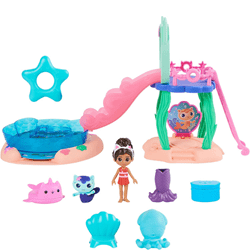 בית הבובות של גבי סט משחק הבריכה של גבי – GABBY’S DOLL HOUSE